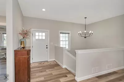 1710 Yorktown Drive, Bourbonnais, IL 60914 - Photo 3