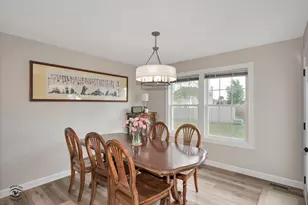 1710 Yorktown Dr, Bourbonnais, IL 60914 - Photo 11