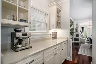 1644 N Campbell Ave, Chicago, IL 60647 - Photo 9