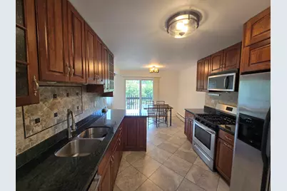 940 E Old Willow Road #210, Prospect Heights, IL 60070 - Photo 5