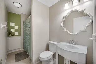 951 Surf Ct, Bartlett, IL 60103 - Photo 19