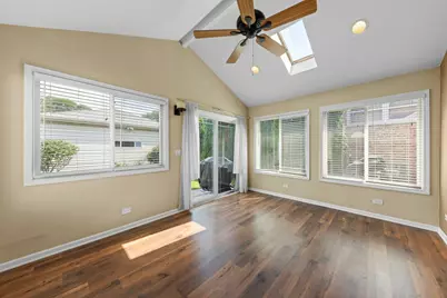 2353 Hainsworth Avenue, North Riverside, IL 60546 - Photo 11