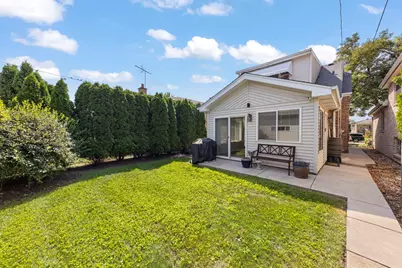 2353 Hainsworth Avenue, North Riverside, IL 60546 - Photo 19