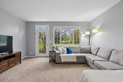 7123 Westwood Drive #7123, Carpentersville, IL 60110 - Photo 5