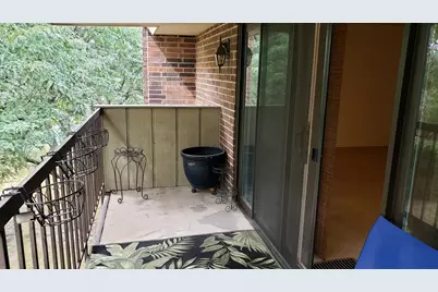 211 E Janata Avenue #3B, Lombard, IL 60148 - Photo 11