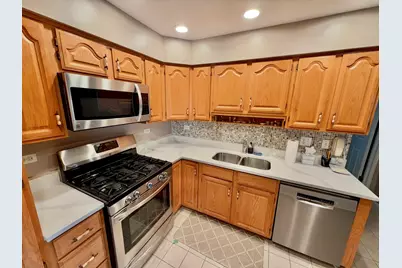 10513 Dorchester Street, Westchester, IL 60154 - Photo 7