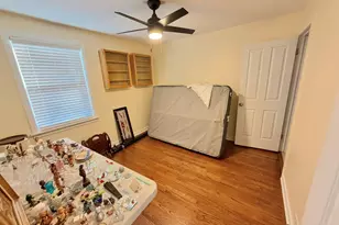 10513 Dorchester St, Westchester, IL 60154 - Photo 11