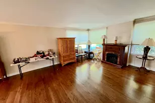 10513 Dorchester St, Westchester, IL 60154 - Photo 3