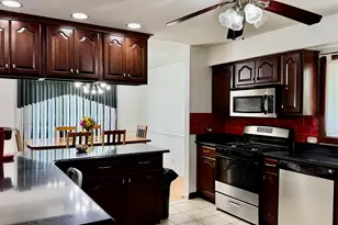 1348 Berry Ln, Flossmoor, IL 60422 - Photo 5