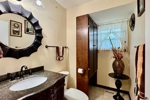 1348 Berry Ln, Flossmoor, IL 60422 - Photo 17