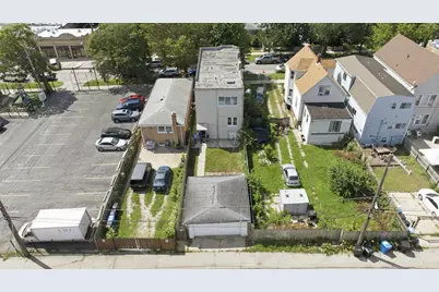 2025 N Lawler Avenue, Chicago, IL 60639 - Photo 31