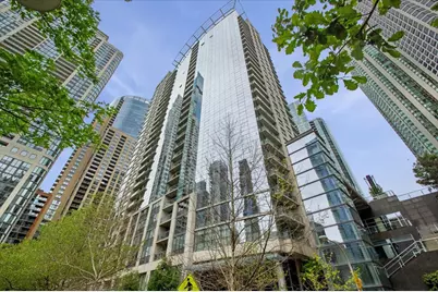 201 N Westshore Drive #2006, Chicago, IL 60601 - Photo 1