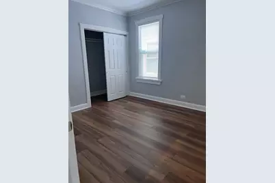 8340 S Paxton Avenue, Chicago, IL 60617 - Photo 13