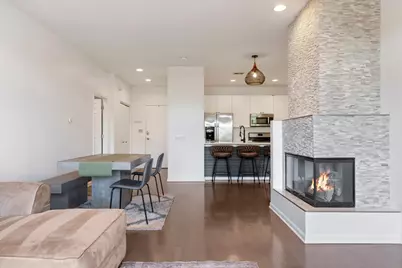 2040 W Belmont Avenue #405, Chicago, IL 60618 - Photo 9