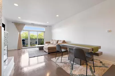 2040 W Belmont Avenue #405, Chicago, IL 60618 - Photo 5