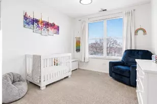 2040 W Belmont Ave, Chicago, IL 60618 - Photo 15