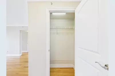 2210 S Goebbert Road #226, Arlington Heights, IL 60005 - Photo 13