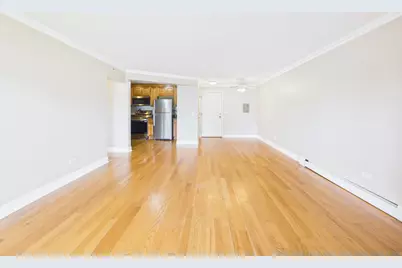 2210 S Goebbert Road #226, Arlington Heights, IL 60005 - Photo 7