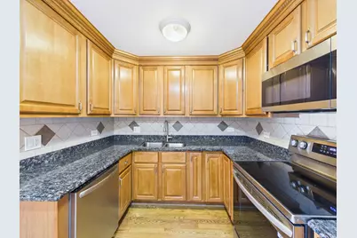 2210 S Goebbert Road #226, Arlington Heights, IL 60005 - Photo 17