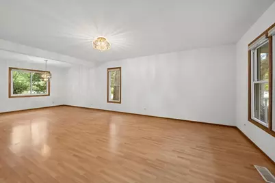 2316 Crab Apple Terrace, Buffalo Grove, IL 60089 - Photo 7