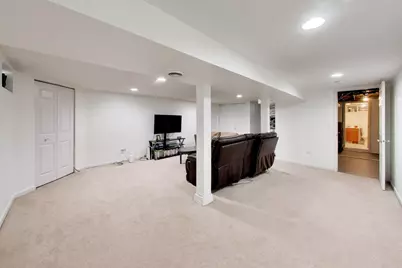 1721 W Illinois Avenue, Aurora, IL 60506 - Photo 21