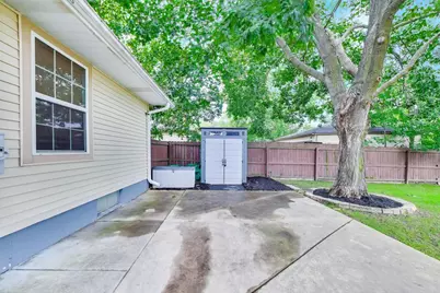1721 W Illinois Avenue, Aurora, IL 60506 - Photo 31