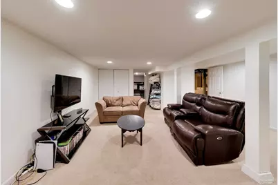 1721 W Illinois Avenue, Aurora, IL 60506 - Photo 19
