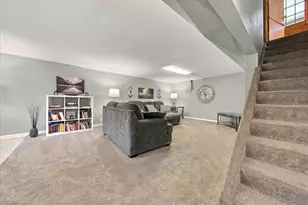 302 Towne St, Morrison, IL 61270 - Photo 23