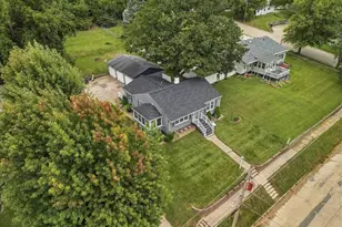 302 Towne St, Morrison, IL 61270 - Photo 11