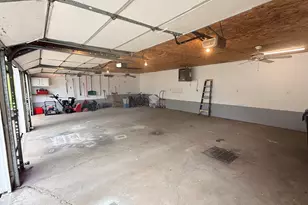 302 Towne St, Morrison, IL 61270 - Photo 29