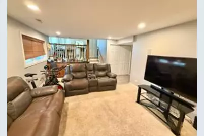 1622 S Surrey Ridge Drive, Arlington Heights, IL 60005 - Photo 5