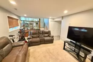1622 S Surrey Ridge Dr, Arlington Heights, IL 60005 - Photo 5