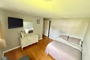 1622 S Surrey Ridge Dr, Arlington Heights, IL 60005 - Photo 1