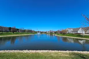 2923 Bartlett Ct, Naperville, IL 60564 - Photo 3