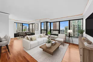 30 E Huron St, Chicago, IL 60611 - Photo 3