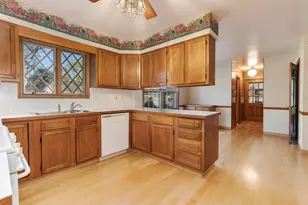 103 Ruth Rd, Bloomington, IL 61701 - Photo 17