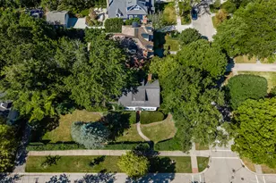 590 Willow Rd, Winnetka, IL 60093 - Photo 3
