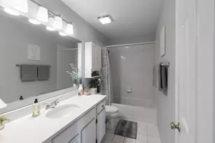 1412 W Crane St, Arlington Heights, IL 60004 - Photo 9
