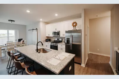 742 Anjali Court #L, Sycamore, IL 60178 - Photo 5