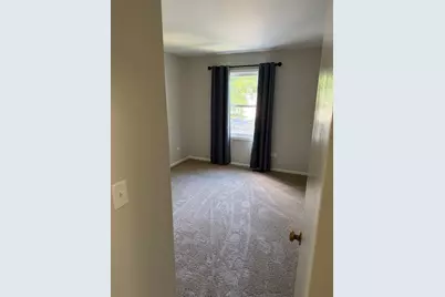 1933 N Charter Point Drive, Arlington Heights, IL 60004 - Photo 7