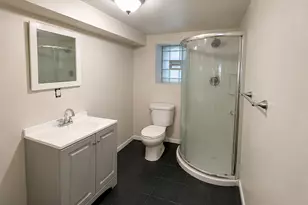 7015 S Peoria Ave, Chicago, IL 60621 - Photo 11