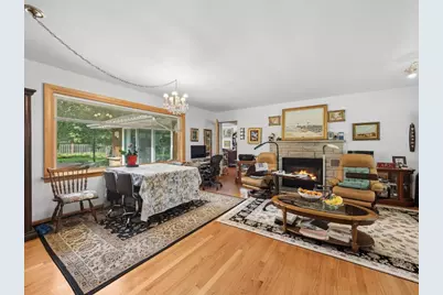330 Cornell Avenue, Des Plaines, IL 60016 - Photo 9