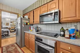 330 Cornell Ave, Des Plaines, IL 60016 - Photo 13
