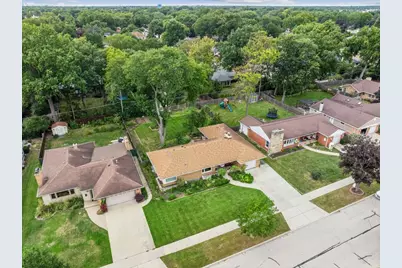 330 Cornell Avenue, Des Plaines, IL 60016 - Photo 31