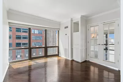 100 E Huron Street #1906, Chicago, IL 60611 - Photo 19