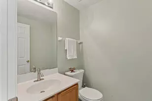 1002 Savoy Ct, Elk Grove Village, IL 60007 - Photo 15