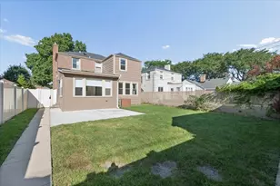1741 N 76th Ct, Elmwood Park, IL 60707 - Photo 21