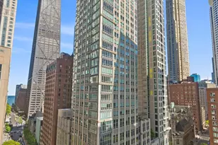 40 E Delaware Pl, Chicago, IL 60611 - Photo 21