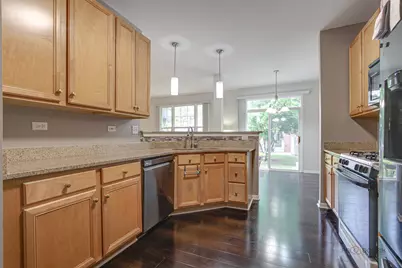467 Pine Lake Circle, Vernon Hills, IL 60061 - Photo 21