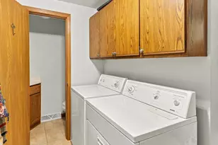 888 Fair Haven Dr, Varna, IL 61375 - Photo 9